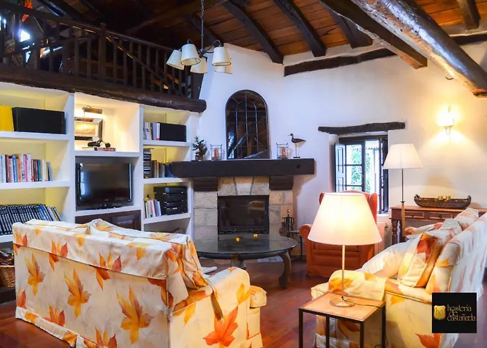 Hdec Hosteria De Castaneda Alojamiento Turistico